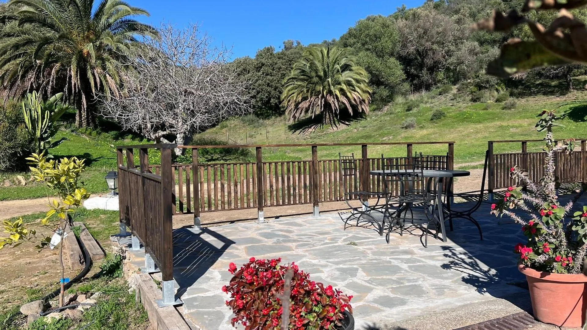 La Aldea De Finca Santa Teresa, Casa La Higuera Casares 0*,  Španělsko